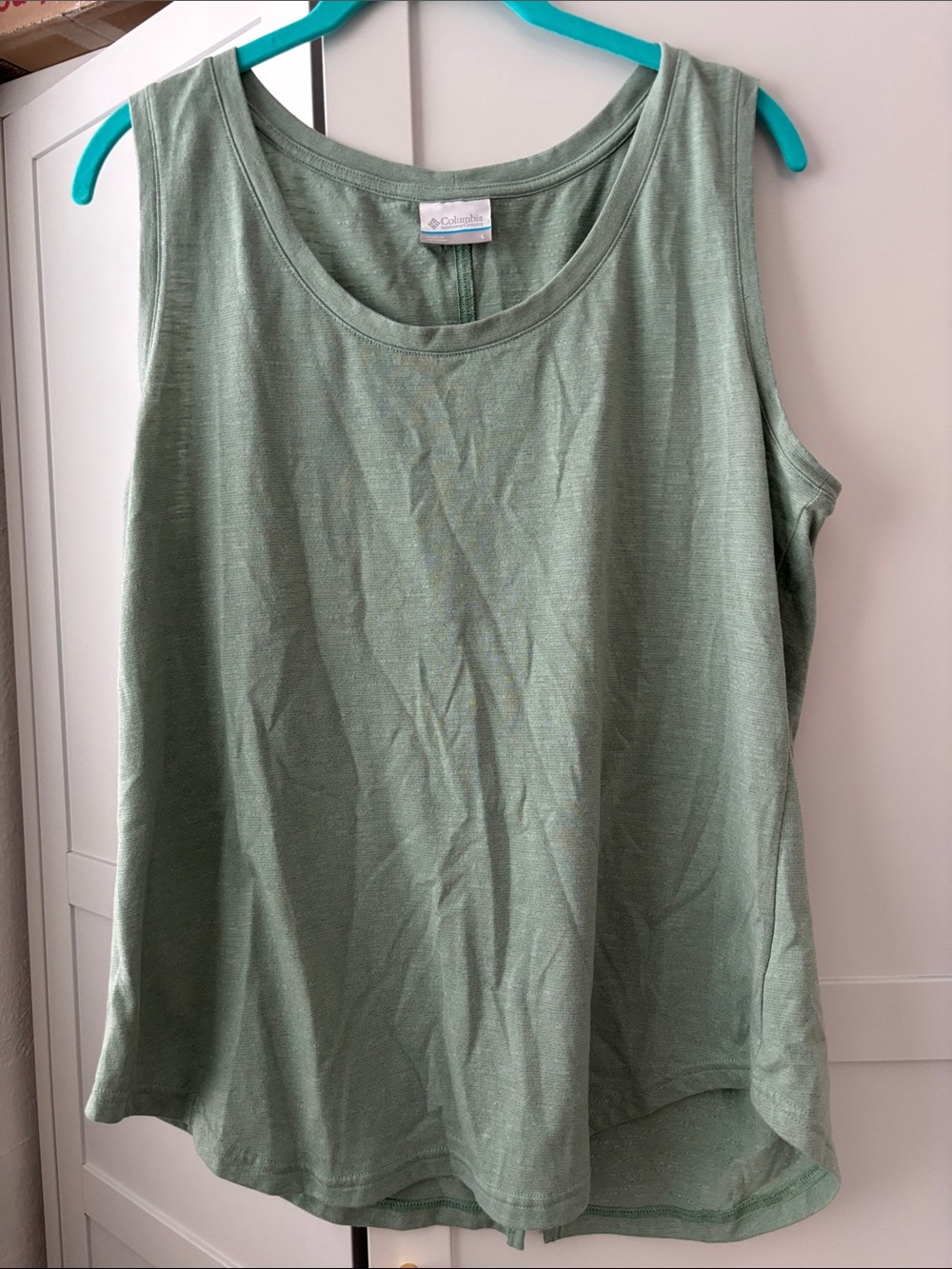 Columbia Women's Sage Green Sleeveless Tank